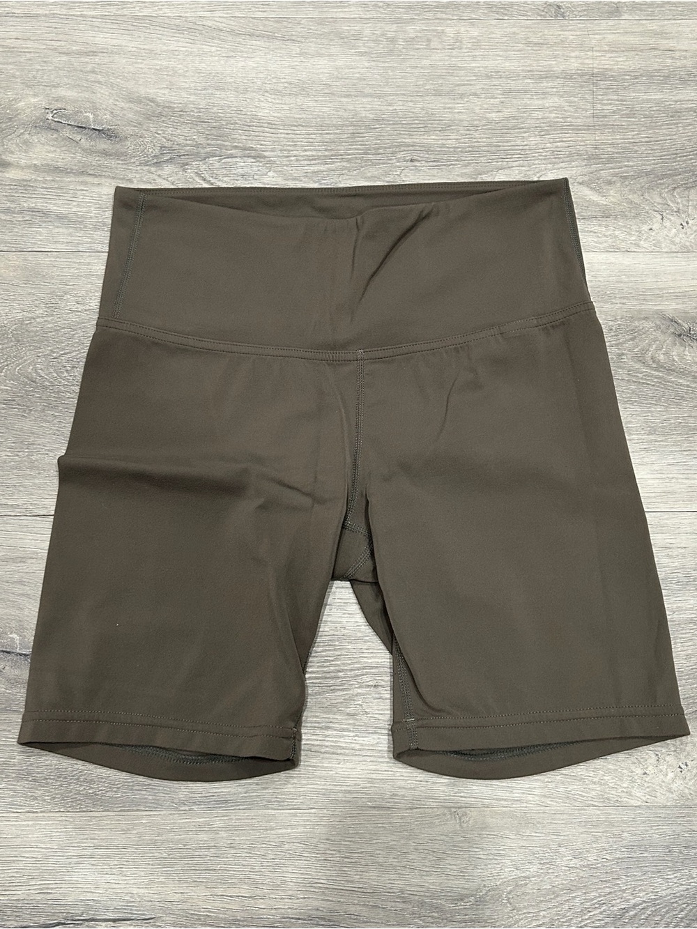 Roots High-Waist Bike Shorts — Olive Green